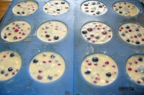 Маффины на Кефире со Смородинойчудо - ягода. 04