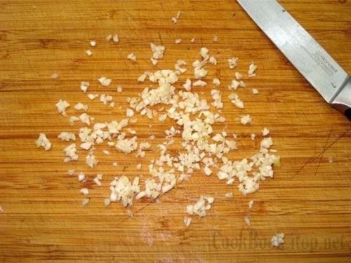 Салат по-королевски.  Ингредиенты: 03