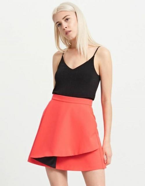 8 мини - юбок, без которых тебе не обойтись этим летом. 02