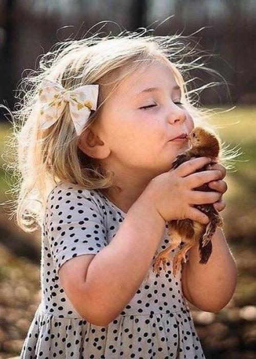 Умение любить - талант от бога, умение жалеть - от доброты, умение прощать не зная срока, от мудрости и нежности души. 03