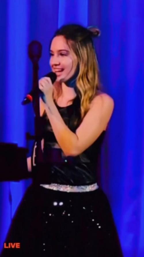 Для вaс поет дочь витaсa. 01