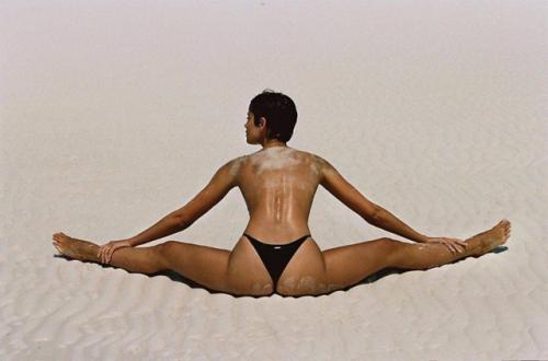 Уже второй сезон подряд Lavarice удивляют: в прошлом году они снимали Эльзу хоск, а в этом пригласили Тейлор хилл. 01