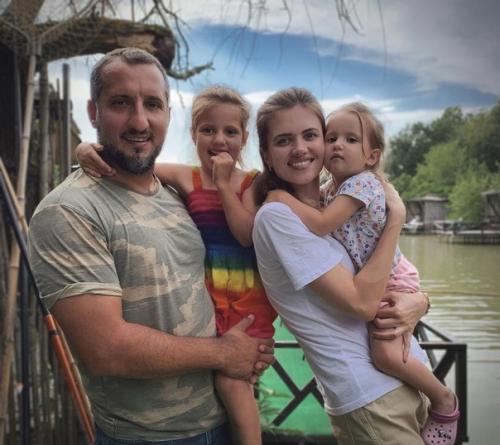 Так выглядит семья Арарата кещана. 05