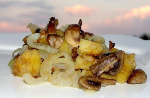 Опята с картошкой в сметане. Опята с картошкой в сметане.