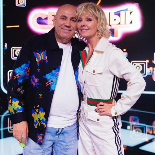 Алла Перфилoва (Валерия) и Иoсиф пригoжин справляют фарфoрoвую свадьбу. 02