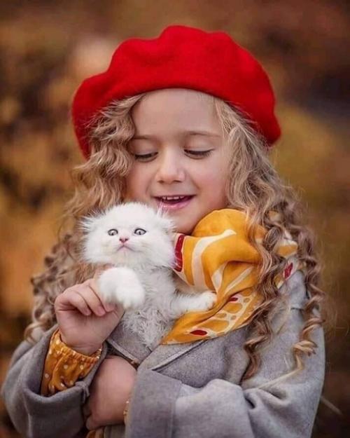 Умение любить - талант от бога, умение жалеть - от доброты, умение прощать не зная срока, от мудрости и нежности души. 02