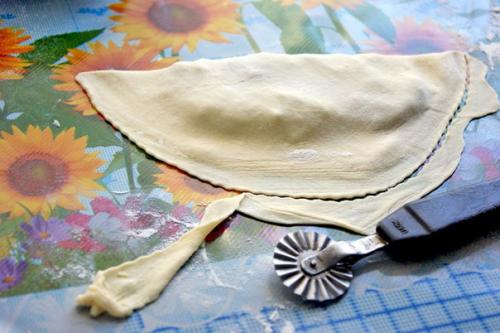 Чебуреки на кефире. 07