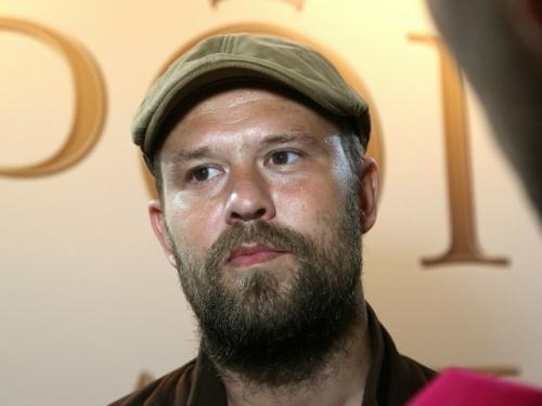 Кирилл Плетнев, известный по роли в сериале Диверсант, столкнулся с критикой своего внешнего вида после выхода новых серий. 01