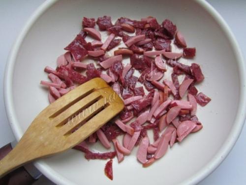 Солянка с колбасой и курицей. 03