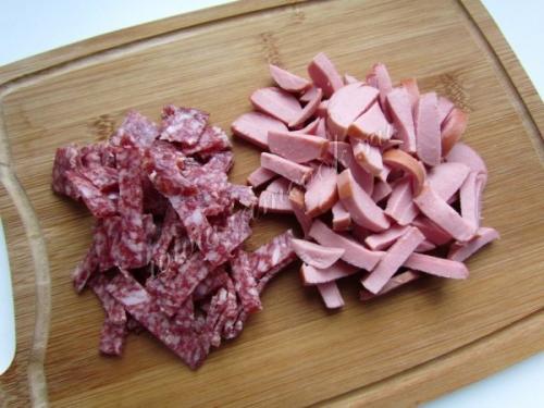 Солянка с колбасой и курицей. 02