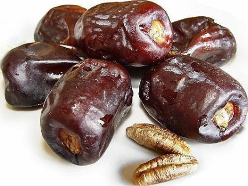 Хлеб пустыни.

По мнению ученых, финики - идеальный продукт питания.  