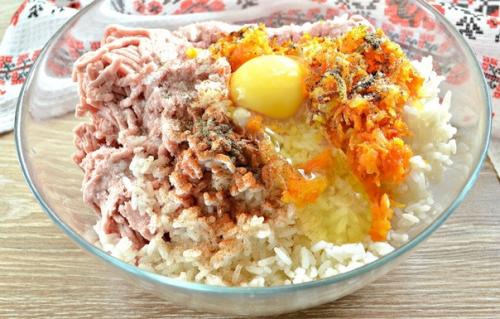 Фаршированные перцы в томатной подливке. 03 Фаршированные перцы в томатной подливке. 03