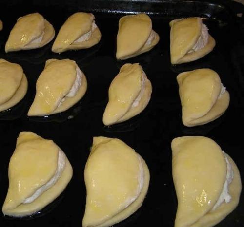 Сочники.  Вот воскресным вечерком решила сделать что-нибудь вкусненькое и побаловать домашних. 01 Сочники.  Вот воскресным вечерком решила сделать что-нибудь вкусненькое и побаловать домашних. 01