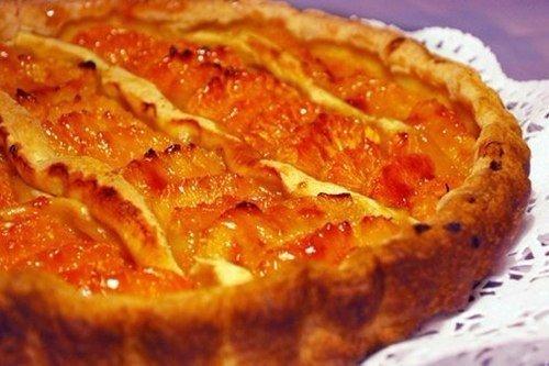 Цитрусовый пирог с кремом сабайон.