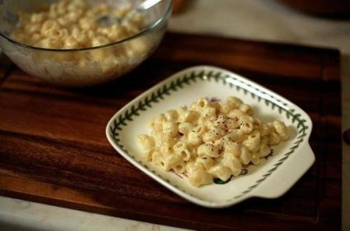 Макароны с сыром.
