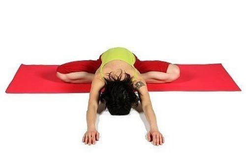 Йога для позвоночника 15 мин утренняя и вечерняя. Вечерняя йога: практика перед сном.