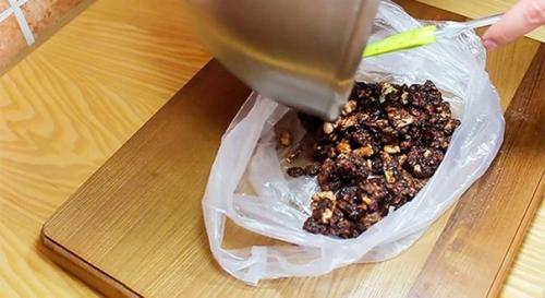 Сладкая колбаска.  Ингредиенты: 07