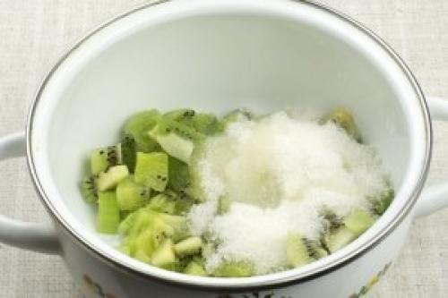 Йогуртовый торт с киви и бананом. 02