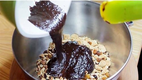 Сладкая колбаска.  Ингредиенты: 05