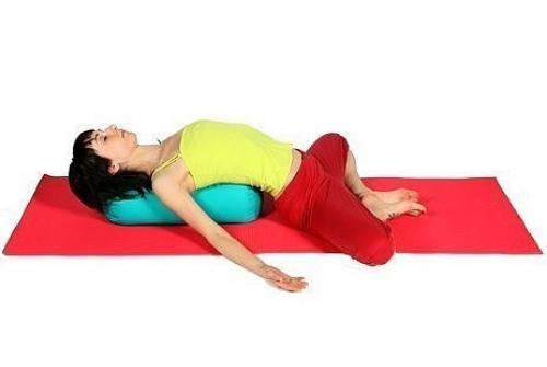 Йога для позвоночника 15 мин утренняя и вечерняя. Вечерняя йога: практика перед сном.