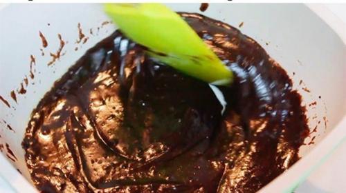 Сладкая колбаска.  Ингредиенты: 04