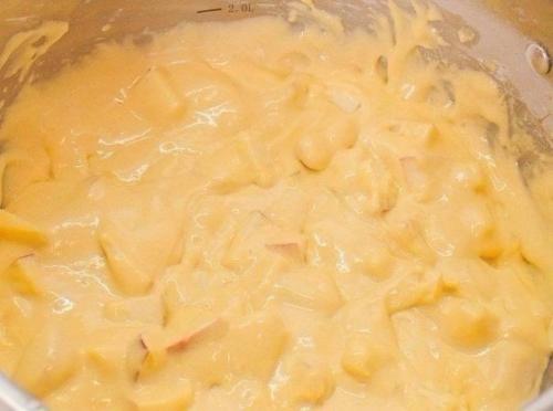 Пышная шарлотка с яблоками в мультиварке. 05 Пышная шарлотка с яблоками в мультиварке. 05