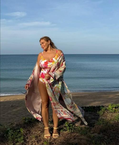 Преображение Ирины пеговой не оставило многих равнодушными. 02