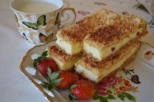 Песочный пирог с творогом.