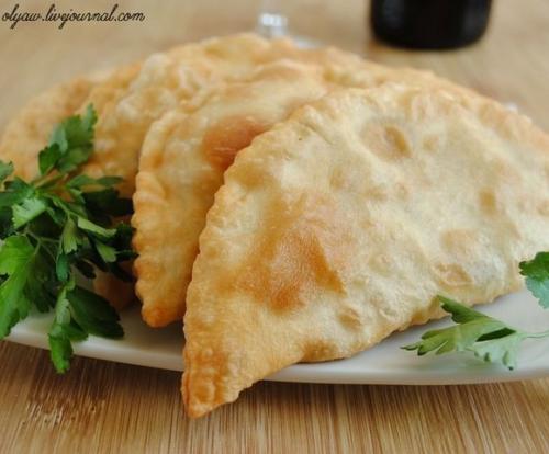 Чебуреки. Ингредиенты: Тесто: Чебуреки. Ингредиенты: Тесто: