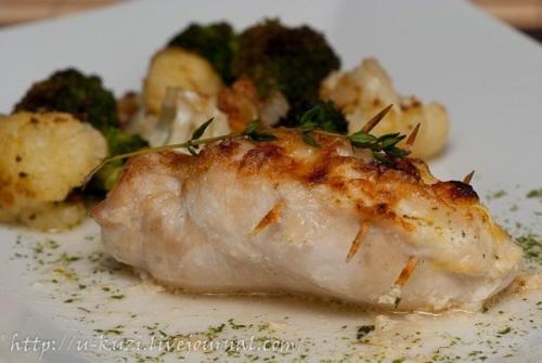 Рулетики из куриной грудки в сырном соусе? 08