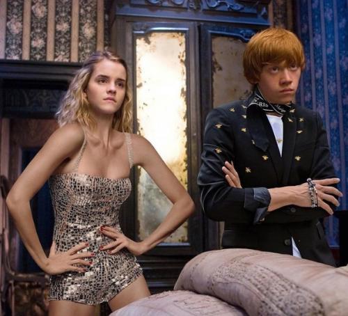 Только в том случае, если актеры Гарри Поттера были одеты современными стилистами. 03