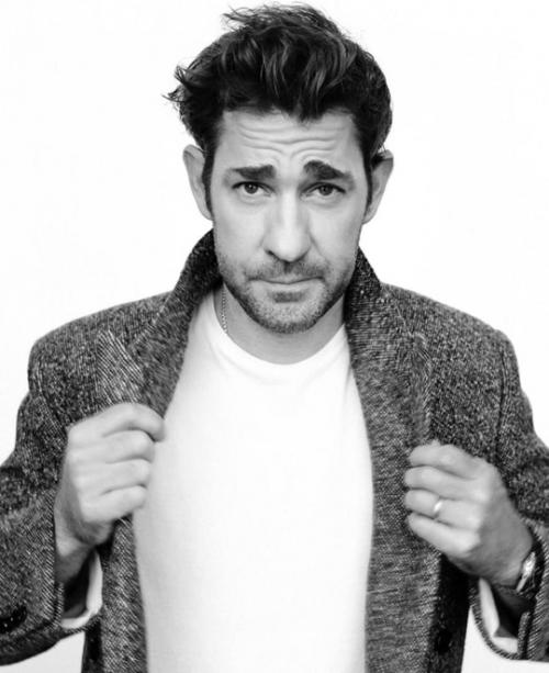 45-Летний актер и режиссер Джон красински был назван самым сексуальным мужчиной года по версии журнала People. 03