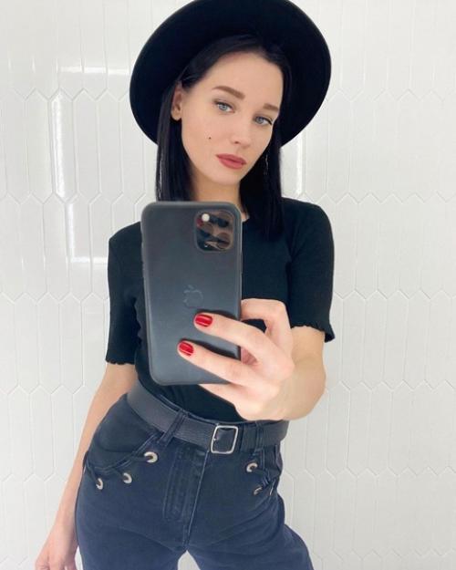 Ну что как тебе новый образ Кристины асмус? 03