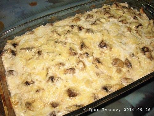 Куриная запеканка с грибами.

