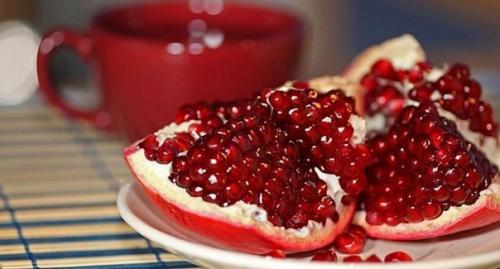 10 причин есть гранат: 

