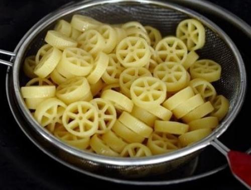 Паста с кабачком и помидорами. 01 Паста с кабачком и помидорами. 01