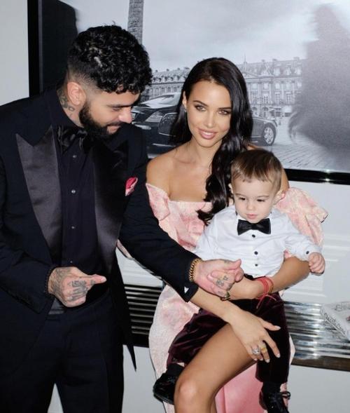 Стильная пара Тимати и Анастасия Решетова решили отметить первый годик сына! 01