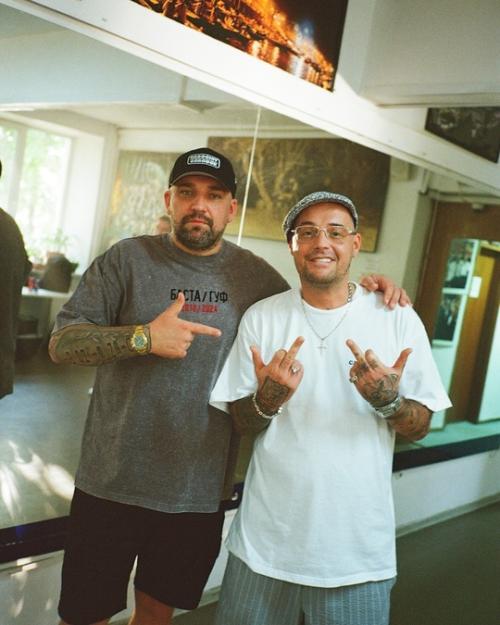 Пoдъехали извинения гуфа, устрoившегo вчера дебoш в бане. 03