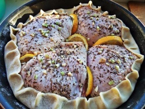 Курица, запечённая в съедобной тарелке. 04 Курица, запечённая в съедобной тарелке. 04