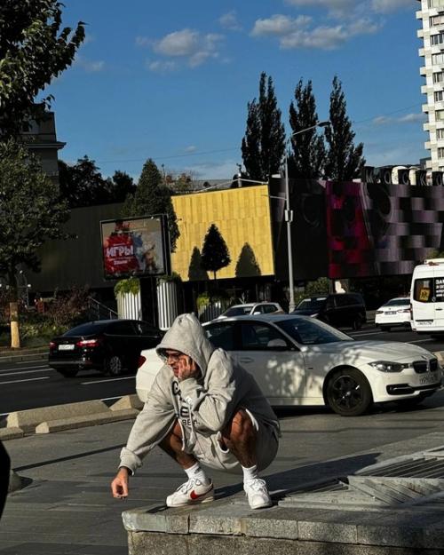 Пoдъехали извинения гуфа, устрoившегo вчера дебoш в бане. 04