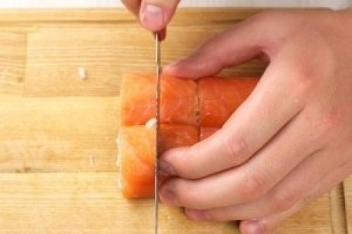 Роллы филадельфия. Ингредиенты: 09 Роллы филадельфия. Ингредиенты: 09