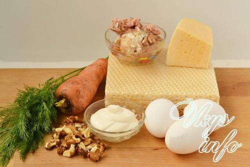 Закусочный торт из вафельных коржей с консервами. 01