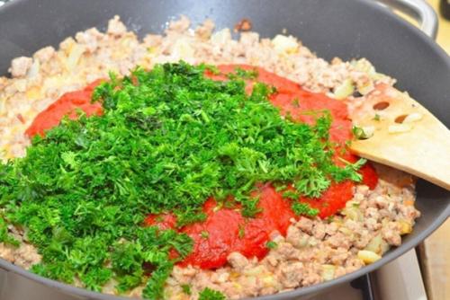 Соус болоньезе. Ингредиенты: 04