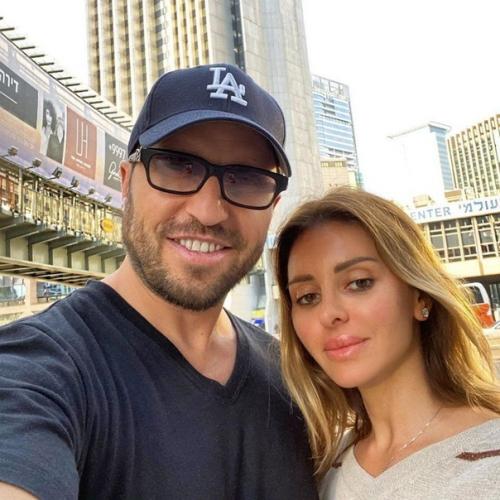 Очень стильная и красивая пара. 01