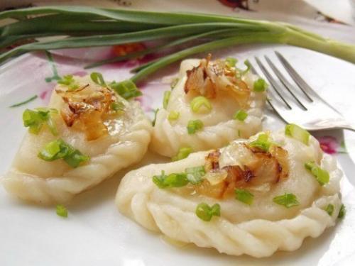 Вареники с картошкой. Вареники с картошкой.