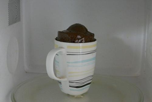 Шоколадный кекс за 5 минут! 08