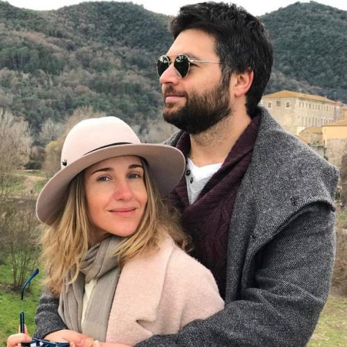 Алексей Чумаков и Юлия Ковальчук - это одна из самых крепкихипар шоу-бизнеса красивая семья. 05