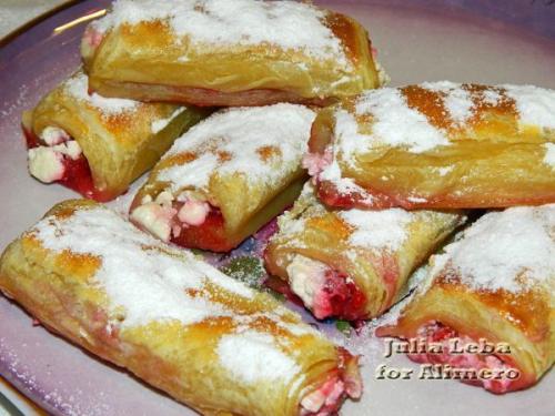 Слоёные трубочки с малиной. 08 Слоёные трубочки с малиной. 08