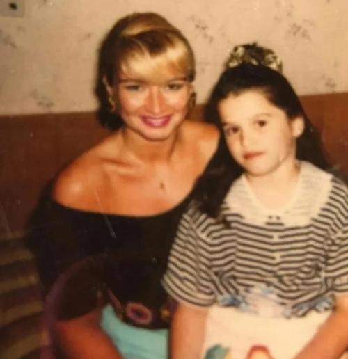 Ксения бородина показала свою маму в день ее рождения. 01 Ксения бородина показала свою маму в день ее рождения. 01