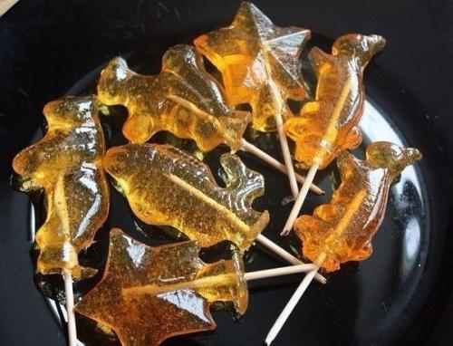 Петушок на палочке, как в детстве. Петушок на палочке, как в детстве.